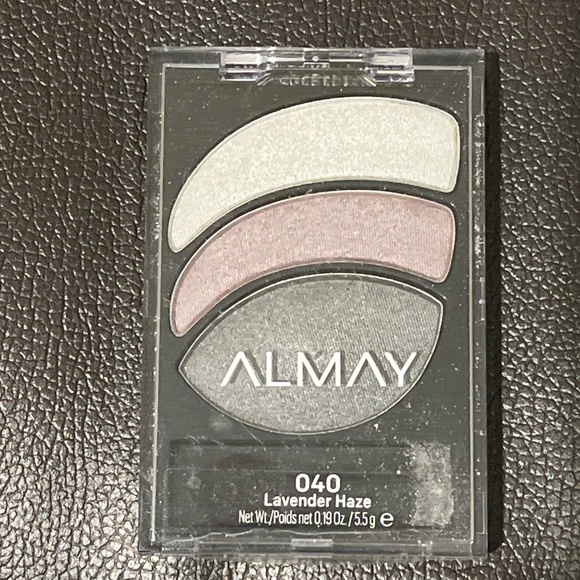 NEW  Almay Smoky Eye Trio Eye Shadow #40 LAVENDER HAZE, Shimmer - Picture 4 of 7